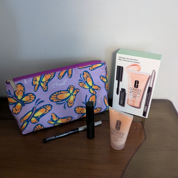 Clinique Favorites Makeup Trio Set with Butterfly Bag - Picture 1 of 11